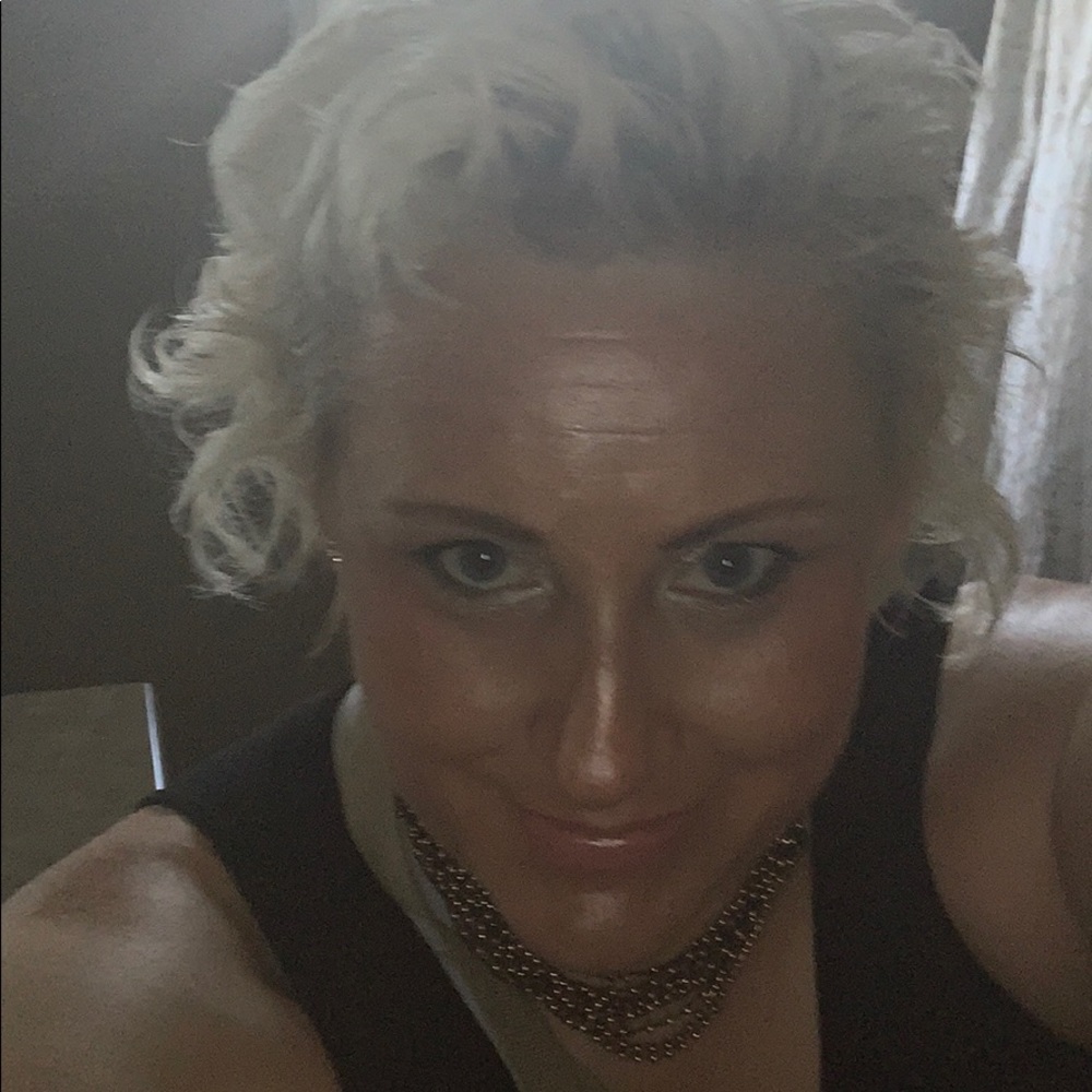 Meet your Posher, Keri